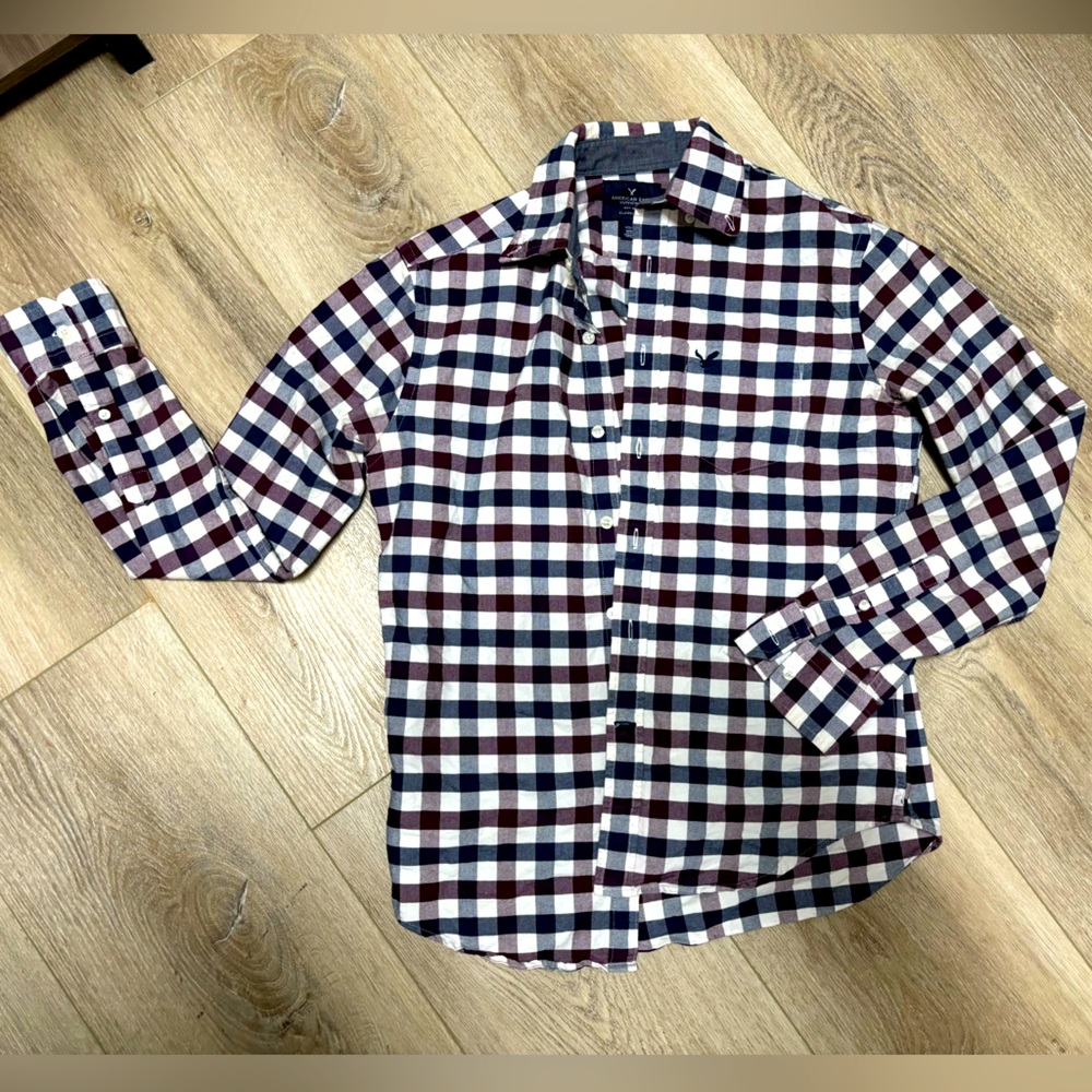 Gingham long sleeve button down shirt
